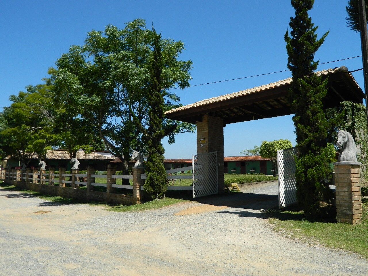 HARAS EM IBIÚNA COM 30.000 M2